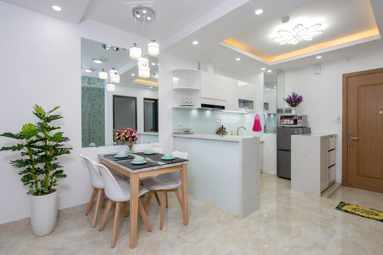 Sea View Apartment Muong Thanh Luxury - Дананг Екстер'єр фото